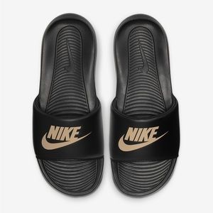 Nike Victori One Men's Slide Sandals